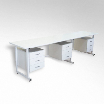 Стол 3-х тумбовый для лабораторных работ 2500*600*850 ЛДСП - «globural.ru» - Нерюнгри